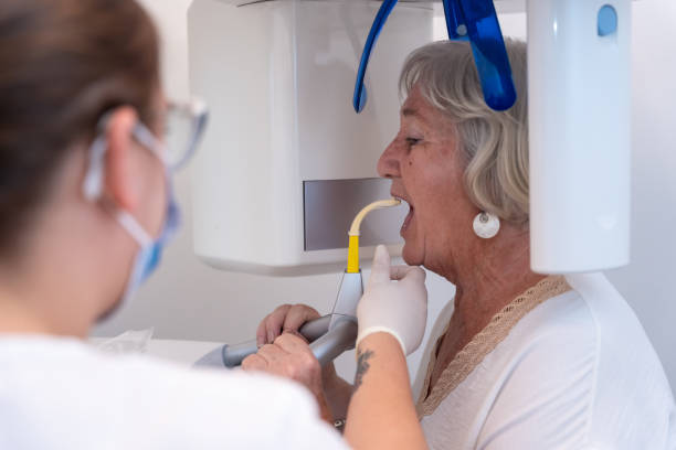 Best Broken Tooth Emergency  in Lake Lorelei, OH